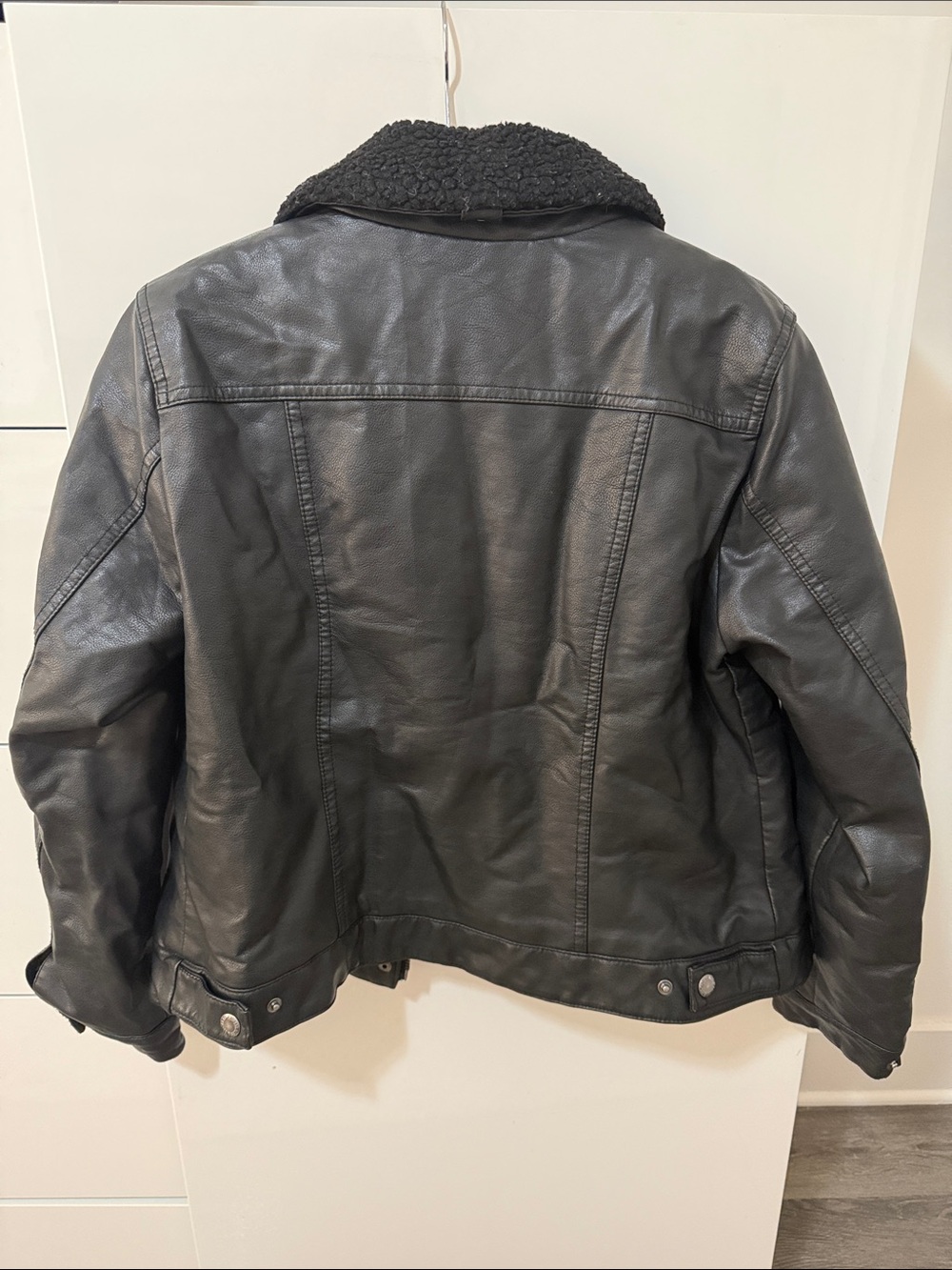 Levi's Black Faux Leather Sherpa Collar Jacket - Picture 3 of 3